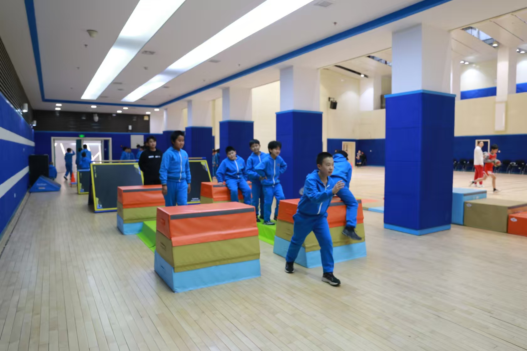 K8凯发体育跑酷器材进京“炫秀”