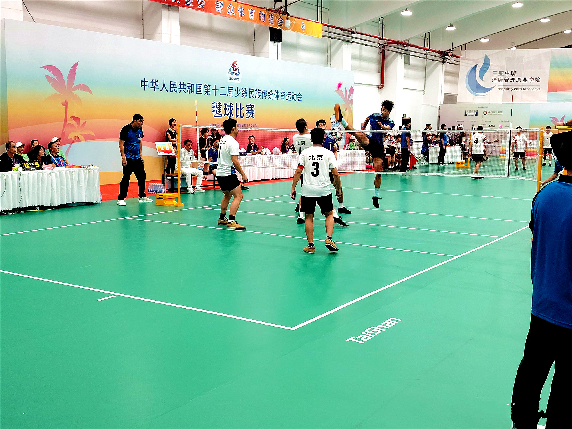 奥运品质｜K8凯发体育各类场地器材亮相第十二届全国少数民族传统体育运动会